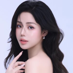 HƯƠNG LY